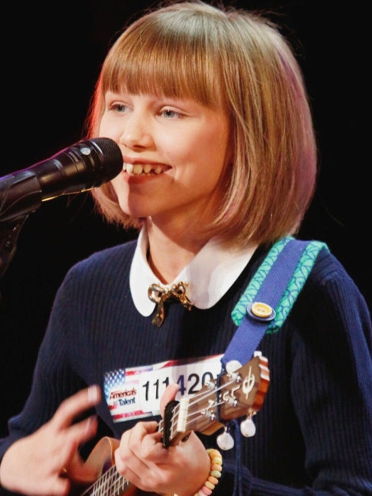 Grace Vanderwaal 8.5 x 11 Color Photograph Art Print Photo Picture Collectibles:Photographic Images:Photographs Style Your Walls